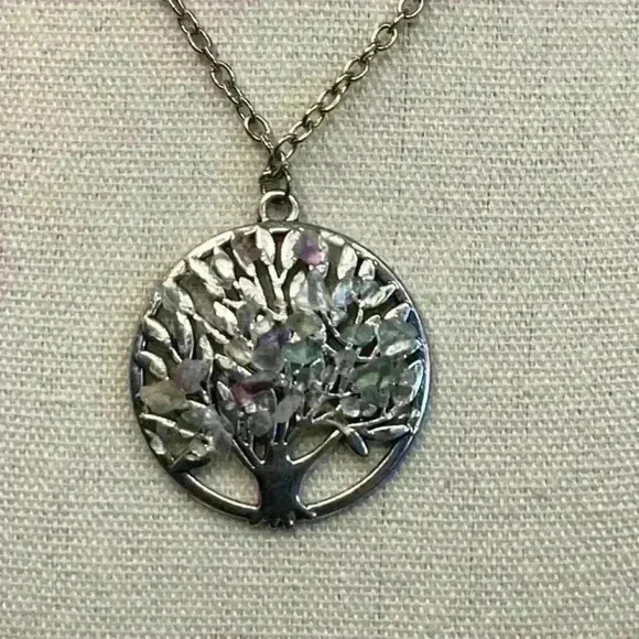 Silver Necklace with Pendant of Tree with Chipped Stones - Picture 2 of 3